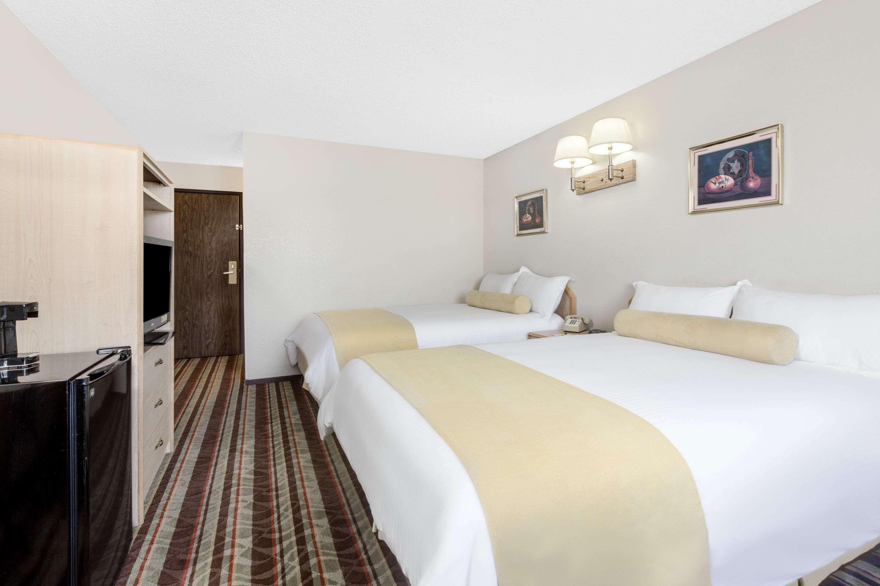 ซูเปอร์ 8 บาย วินด์แฮม เลกฮาวาซู ซิตี้ Hotel เลคฮาวาซูซิตี้ ภายนอก รูปภาพ